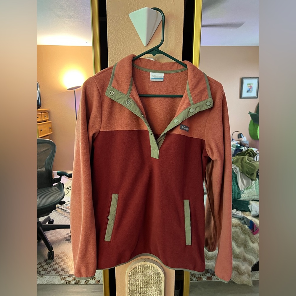 Columbia size s women’s fleece color block pullover